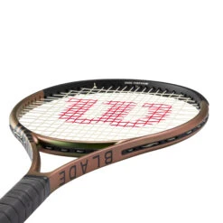 Wilson Blade 104 V8 Testschläger Racchette Test -Tennis Gioco 03695800 11