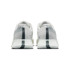 Nike Zoom Vapor Pro 2 Scarpa Per Tutte Le Superfici Donna - Bianco, Grigio Chiaro 11 Nike Zoom Vapor Pro 2 Scarpa Per Tutte Le Superfici Donna - Bianco, Grigio Chiaro -Tennis Gioco 17365000 0 2