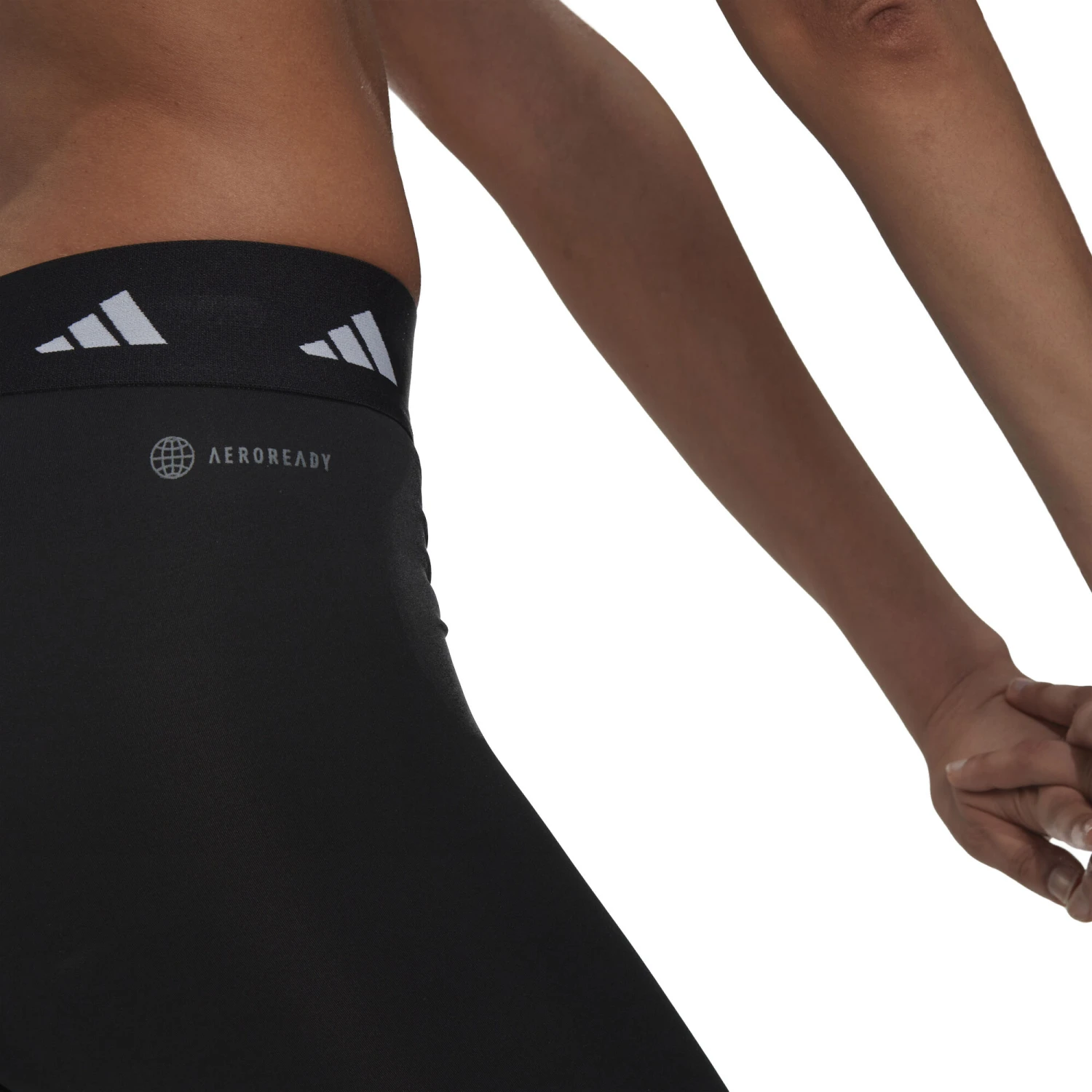 ADIDAS Tech-Fit 3 Stripes 7/8 Calzamaglia Donna - Nero 7 ADIDAS Tech-Fit 3 Stripes 7/8 Calzamaglia Donna - Nero - immagine 5
