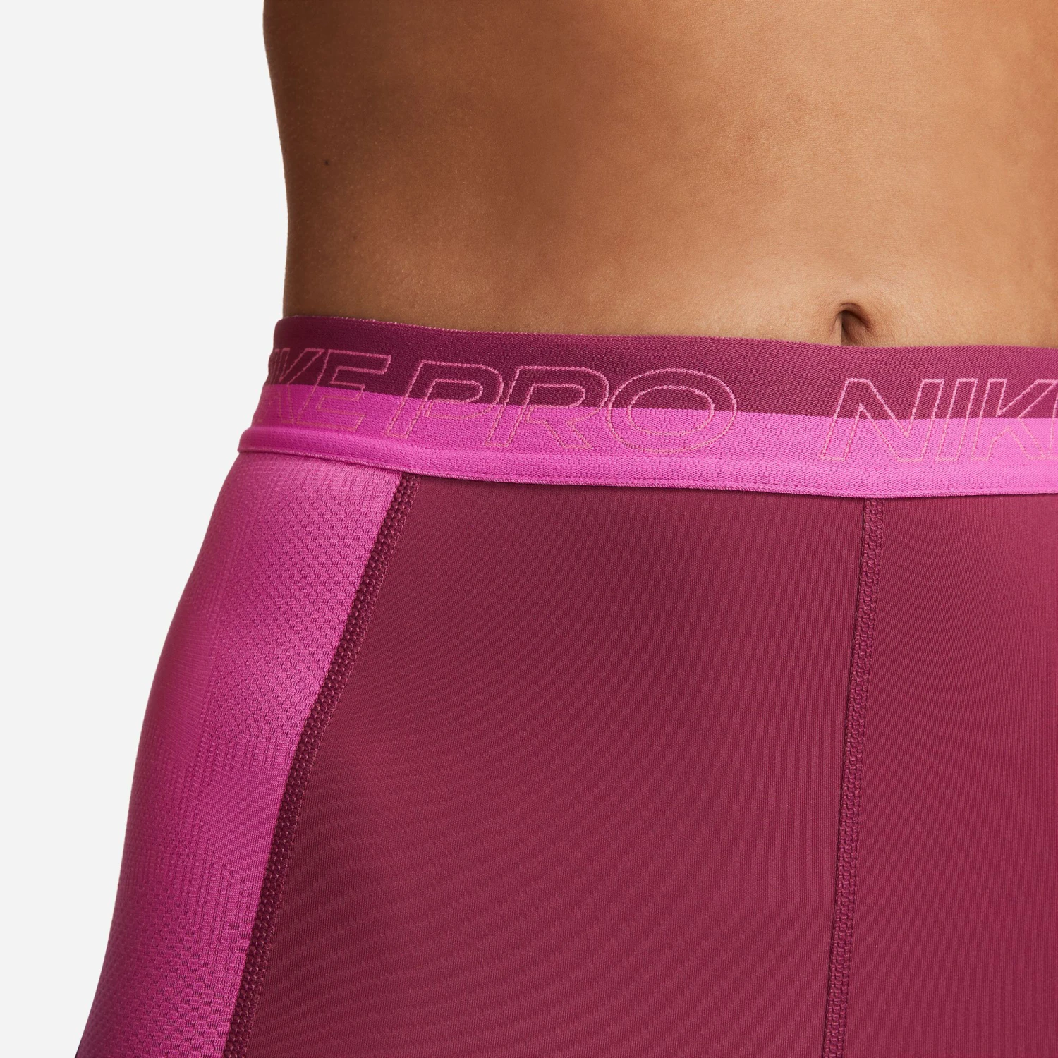 Nike Dri-Fit Performance Heritage Calzamaglia Donna - Rosso, Rosa 11 Nike Dri-Fit Performance Heritage Calzamaglia Donna - Rosso, Rosa - immagine 9